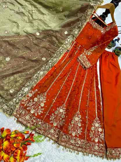 💥Silk Embroidered Anarkali Set💥