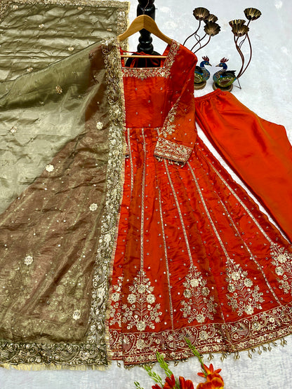 💥Silk Embroidered Anarkali Set💥