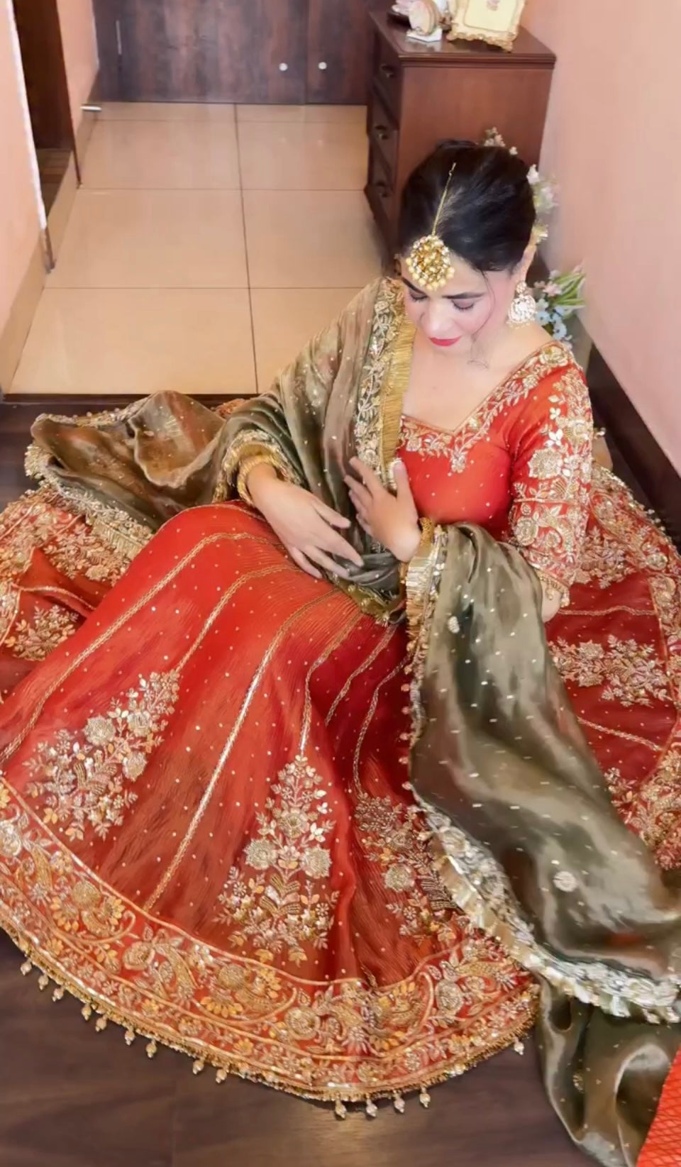 💥Silk Embroidered Anarkali Set💥