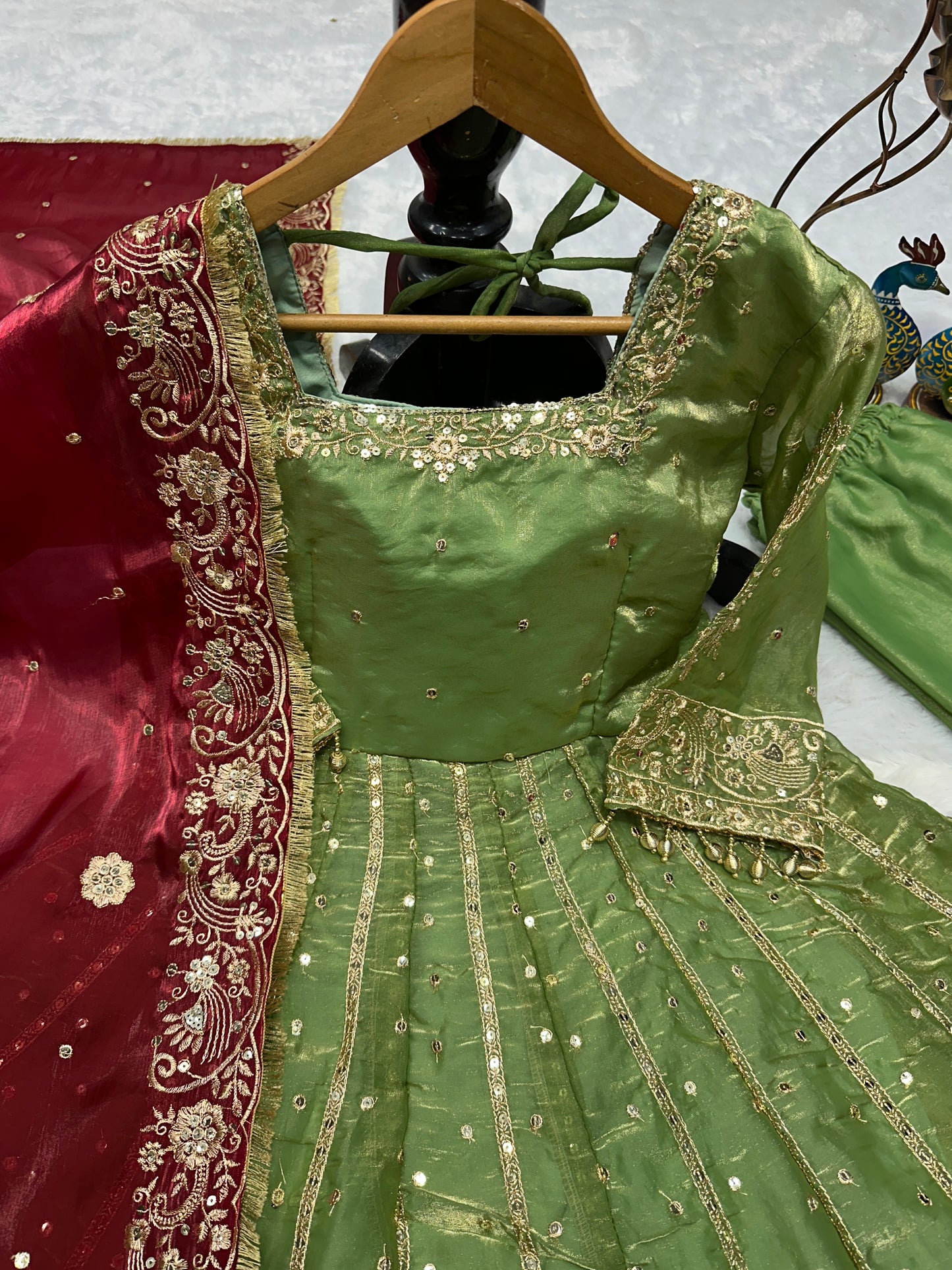 💥Silk Embroidered Anarkali Set💥