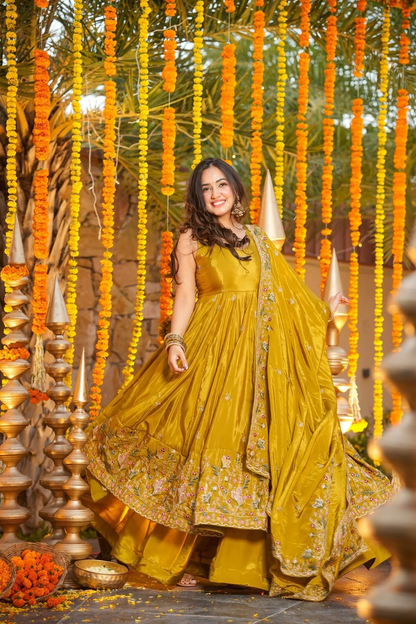 ✨ Maharani Luxe Silk Anarkali Suit Set ✨