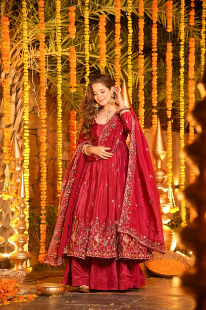 ✨ Maharani Luxe Silk Anarkali Suit Set ✨