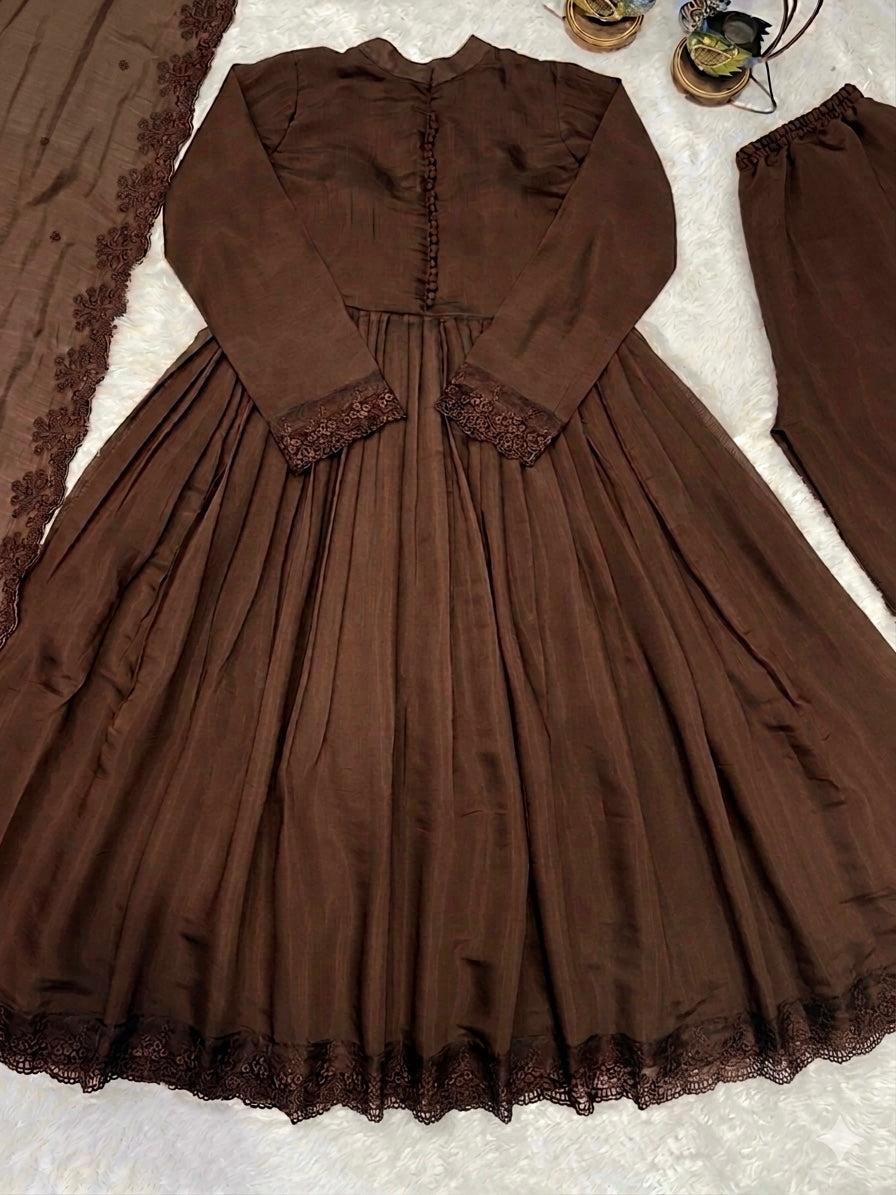 ✨ Mocha Grace Gown Set ✨