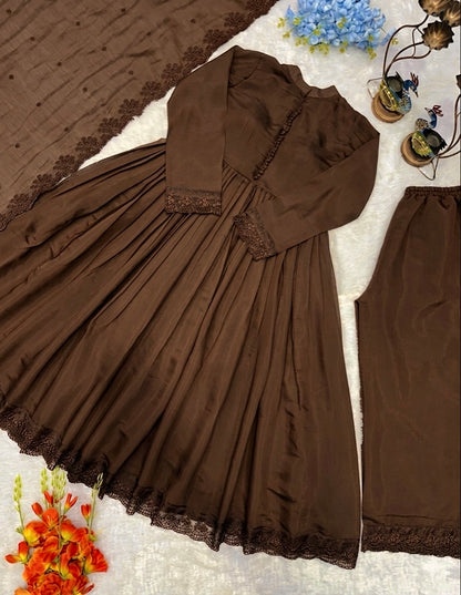 ✨ Mocha Grace Gown Set ✨
