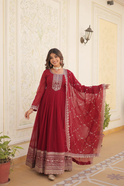 ✨ Royal Grace Embroidered Anarkali Set ✨