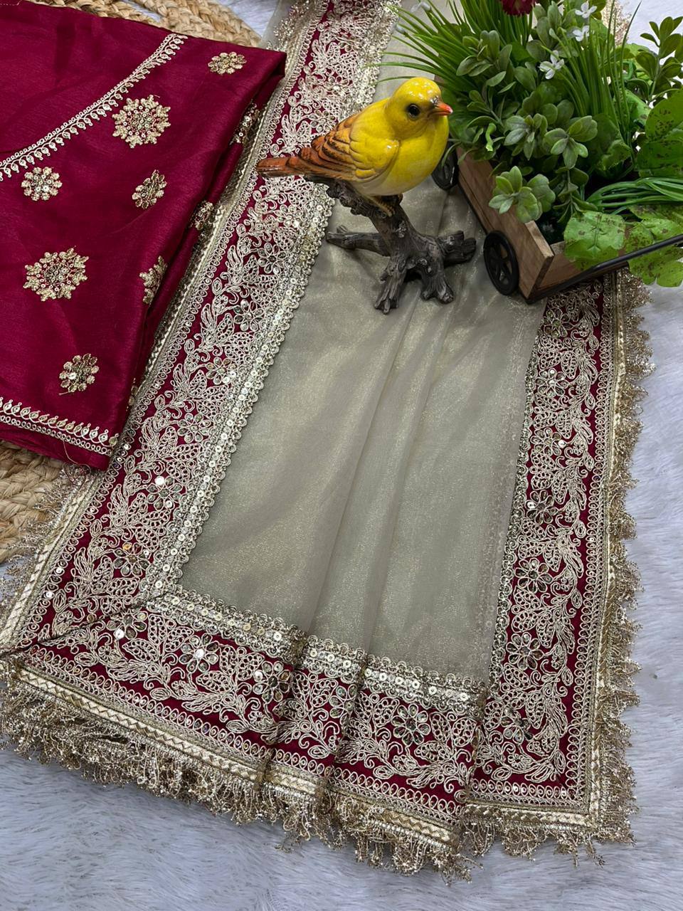 ✨ Royal Ivory Tissue Silk Saree with Designer Embroidered Border 👑✨