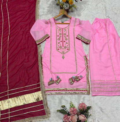 ✨ Maharani Noor Embroidered Sharara Suit Set ✨