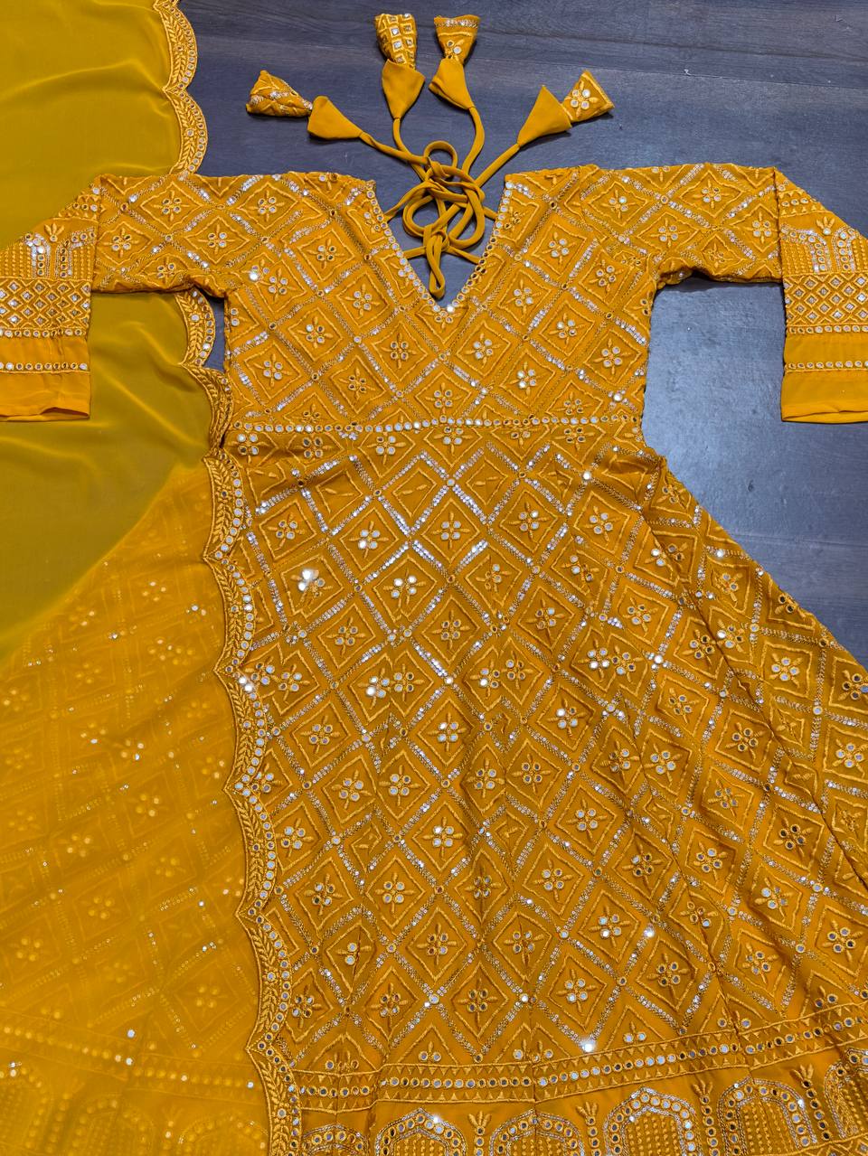 ✨Royal Lavender Embroidered Anarkali Suit Set with Dupatta✨