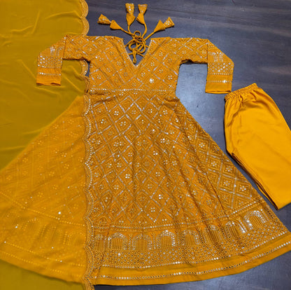✨Royal Lavender Embroidered Anarkali Suit Set with Dupatta✨