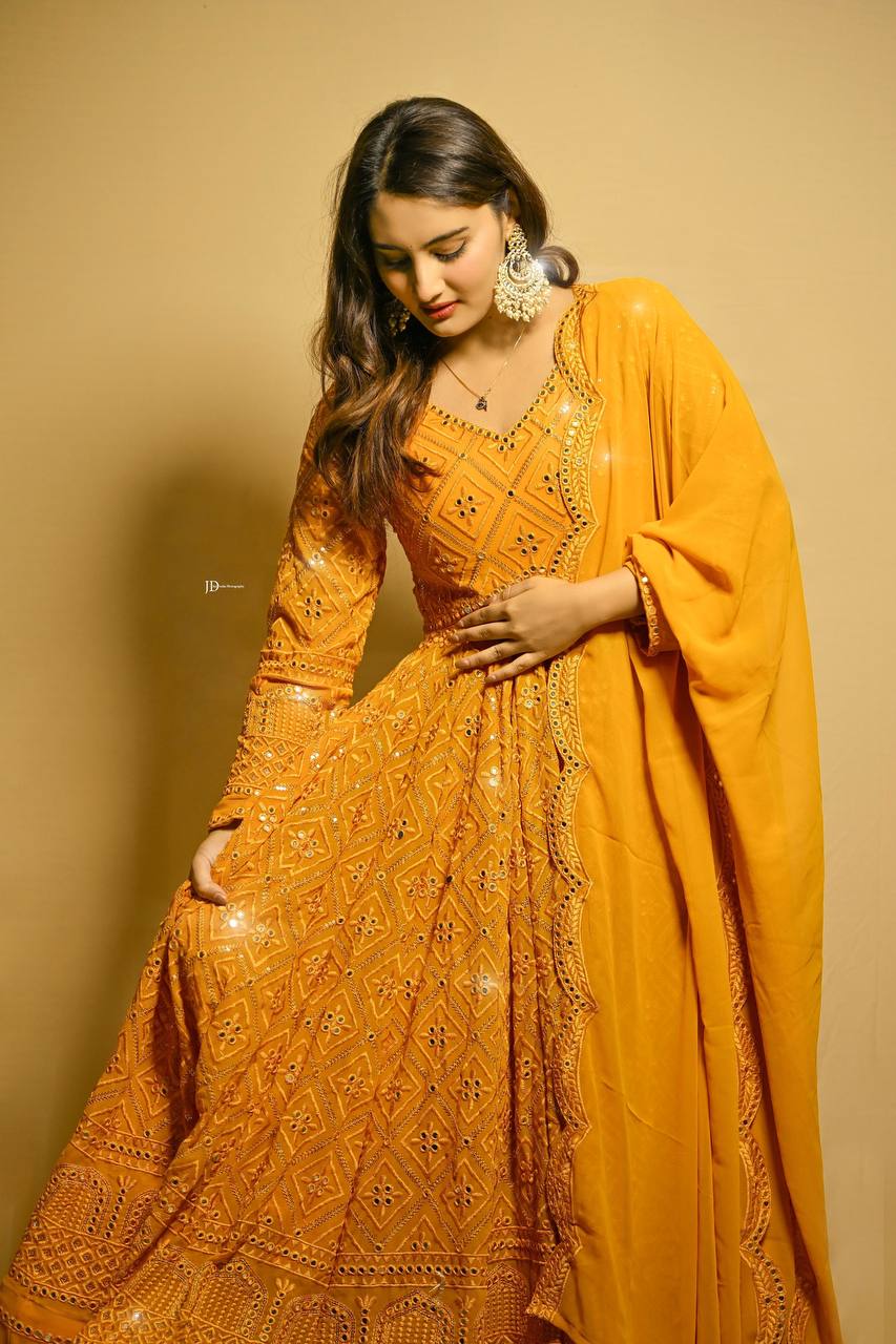 ✨Royal Lavender Embroidered Anarkali Suit Set with Dupatta✨